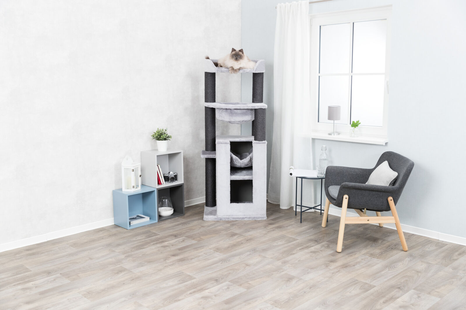Домик для кошки Leandro XXL
