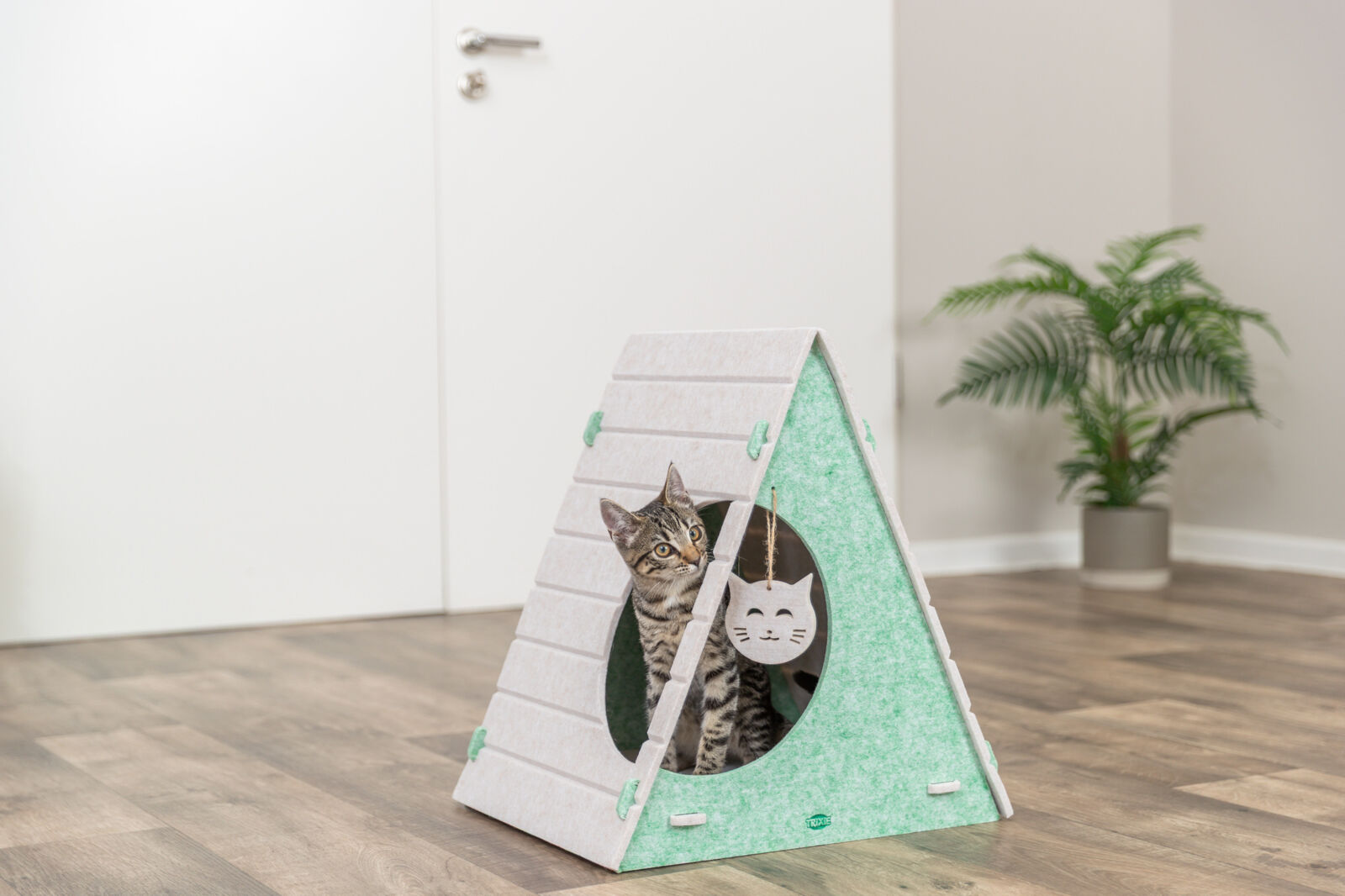 Лежак для кошки Вигвам, 46 х 50 х 38 см, фетр п/э, песочно-зелёный